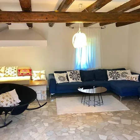 Urlaubsoase Steinhaus Mit Gastehaus Und Pool Nova Vas (Porec)