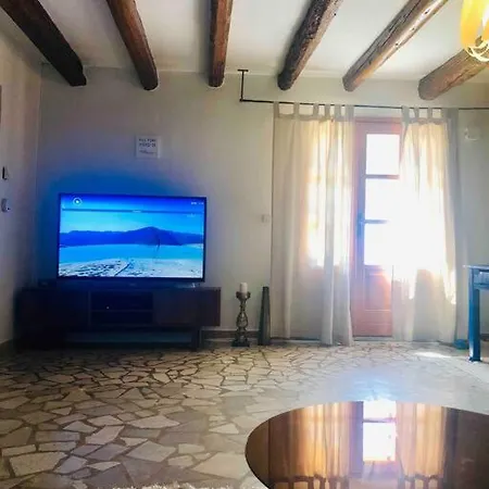 Urlaubsoase Steinhaus Mit Gastehaus Und Pool Vikendica