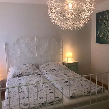Vikendica Urlaubsoase Steinhaus Mit Gastehaus Und Pool