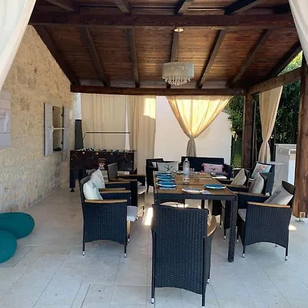 Ferienhaus Urlaubsoase Steinhaus Mit Gastehaus Und Pool Nova Vas (Porec)